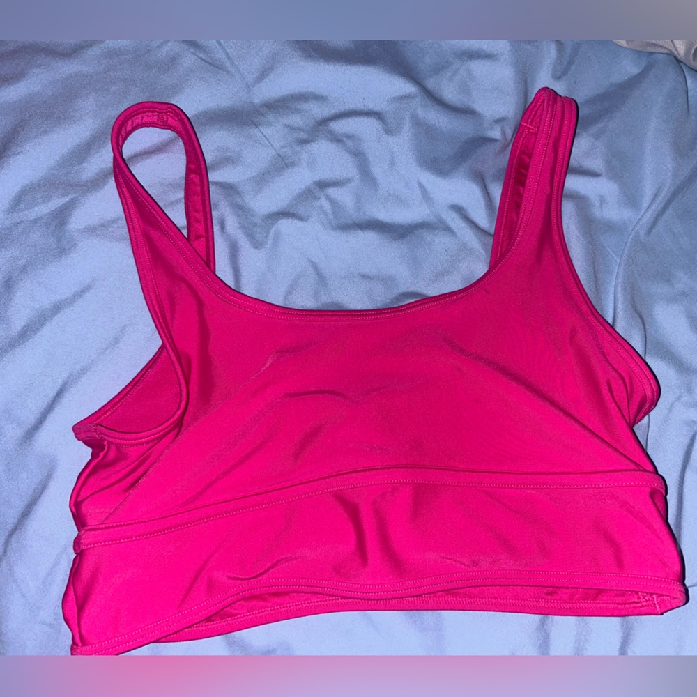 NEW Old Navy Pink Crop Top Athletic Wear